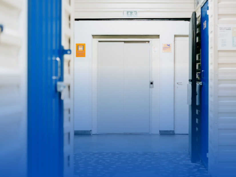 Self-service storage units with freight elevators in the 8th district. | © Self Store Budapest